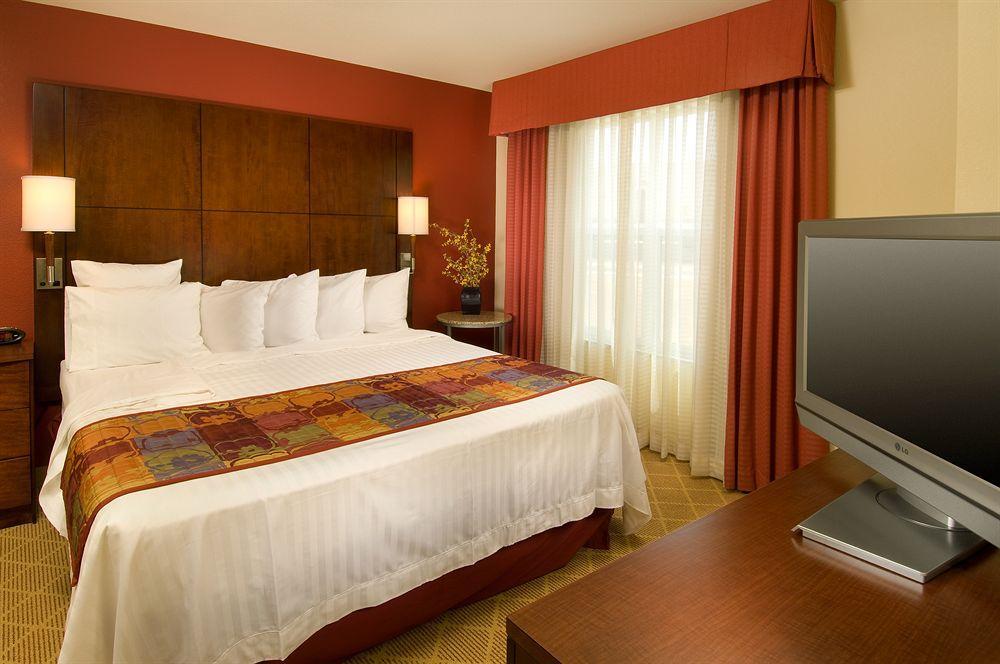 Residence Inn By Marriott San Antonio Seaworld / Lackland Rum bild