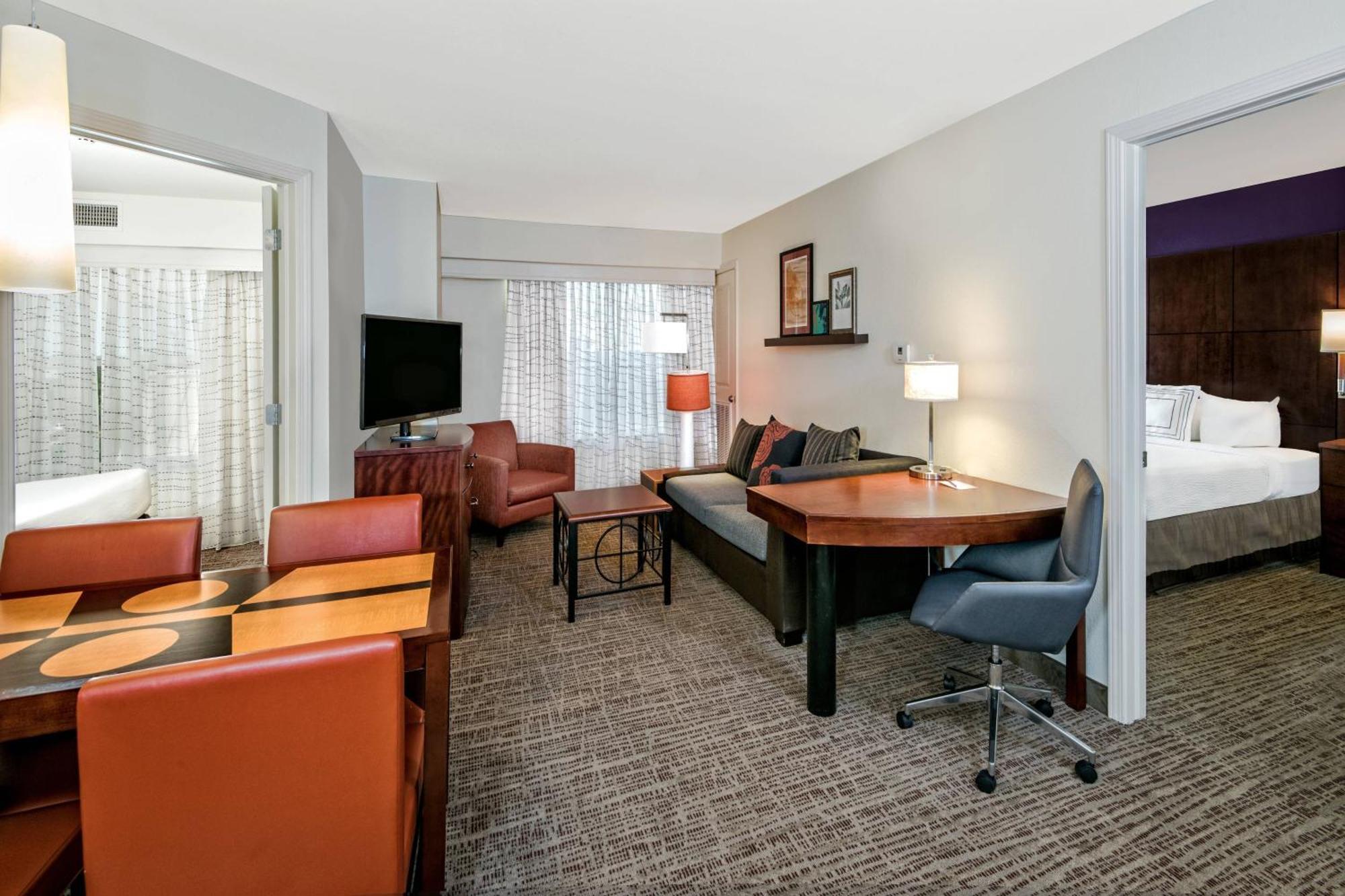 Residence Inn By Marriott San Antonio Seaworld / Lackland Exteriör bild